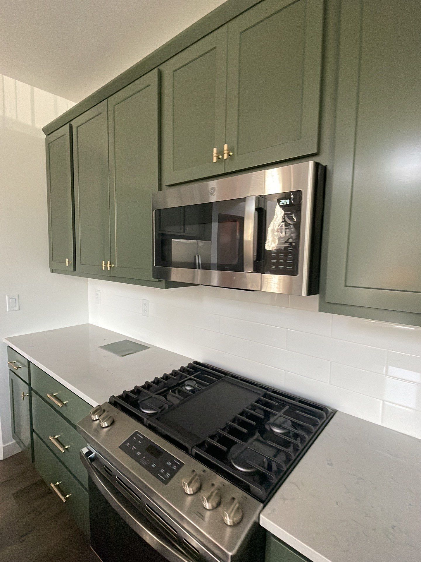 Cabinet Color Transformation